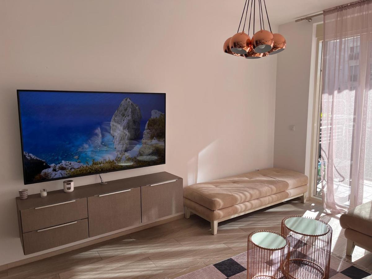 Atina Apartment, City Centre Budva ,Luxurious, Bright, Parking Exterior foto